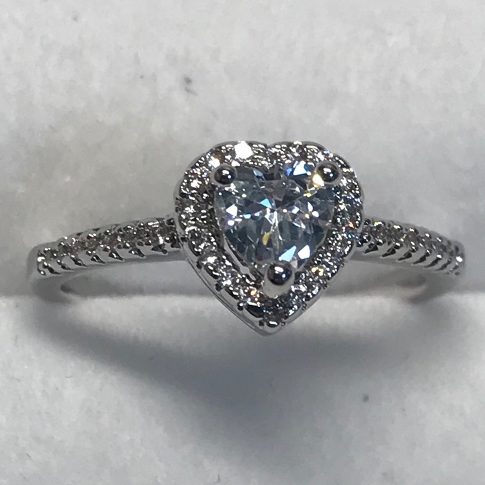 **SOLD** Size 6.5, “Diamond” Heart Ring